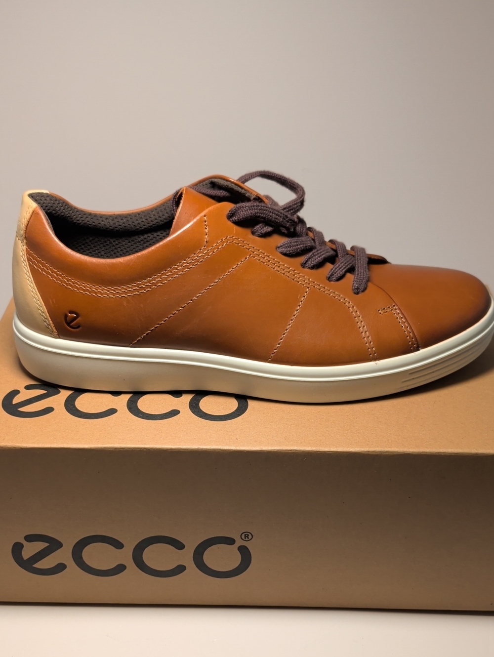 Ecco- Classic Sneakers M
